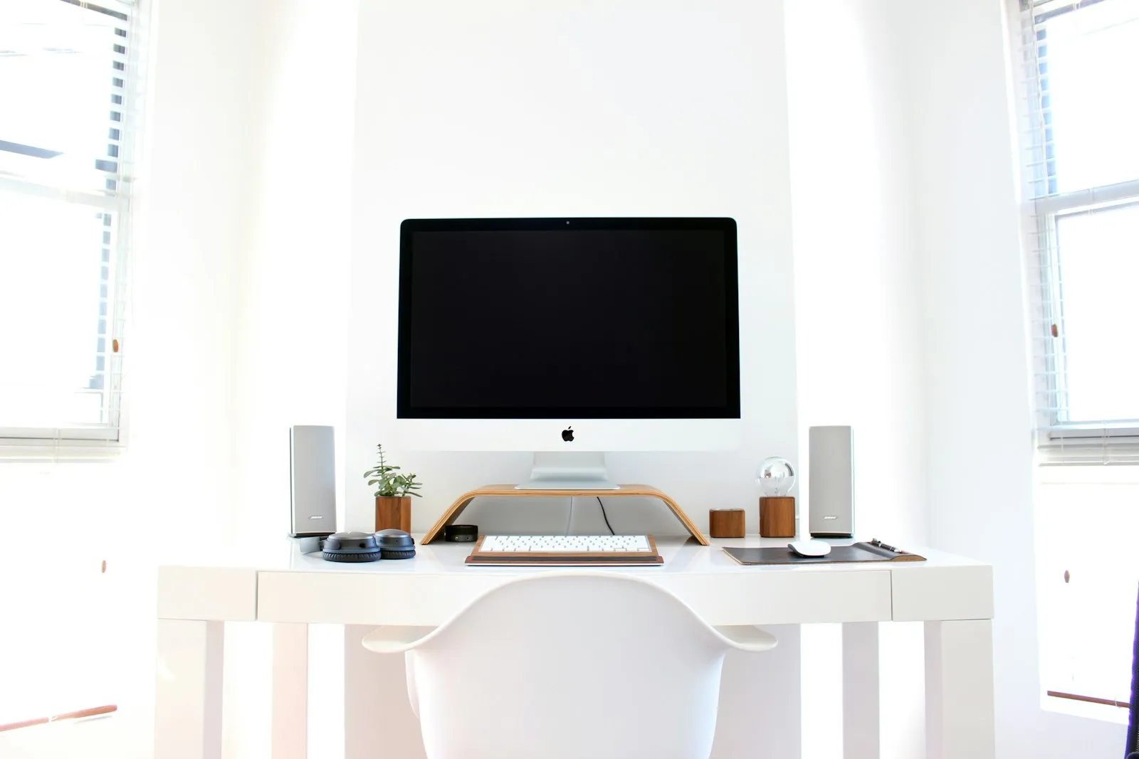 Minimal, perfectly clean office workstation